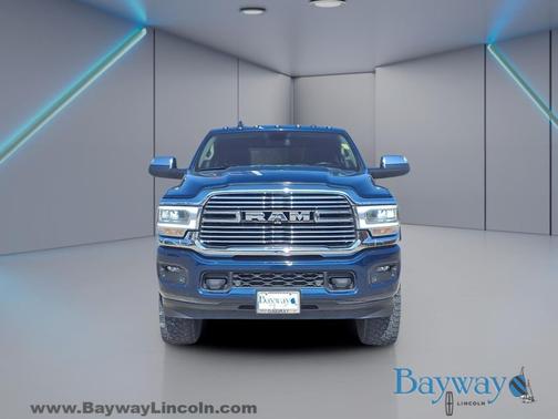 2022 RAM 2500 Laramie Crew Cab 4x4 6'4' Box