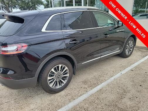 2021 Lincoln Nautilus STANDARD