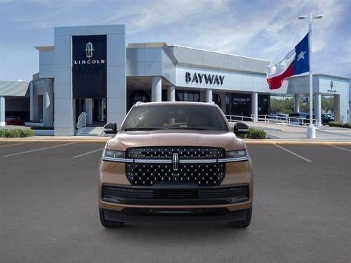 Sunrise Copper Metallic Pearlcoat 2026 Lincoln Navigator Black Label