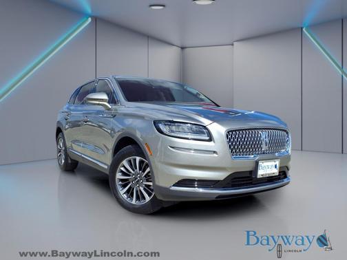 2023 Lincoln Nautilus Standard