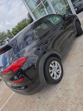 Black Noir Pearl 2019 Hyundai TUCSON Value