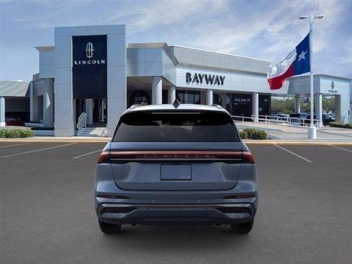 Whisper Blue Metallic Clearcoat 2026 Lincoln Nautilus Reserve