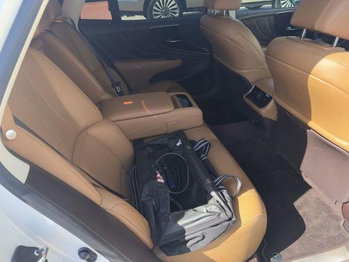 2018 Lexus LS 500 Base