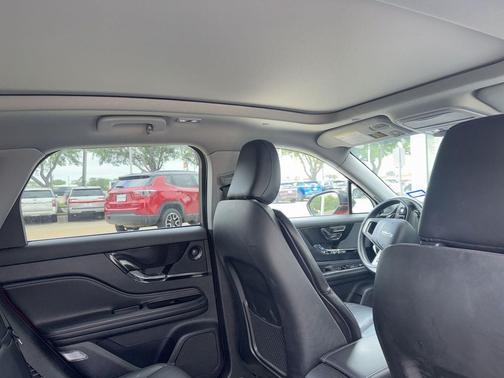 Red Carpet Metallic Tinted Clearcoat 2022 Lincoln Corsair Reserve