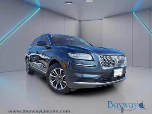 2022 Lincoln Nautilus Standard
