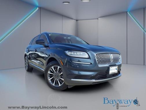 2022 Lincoln Nautilus Standard