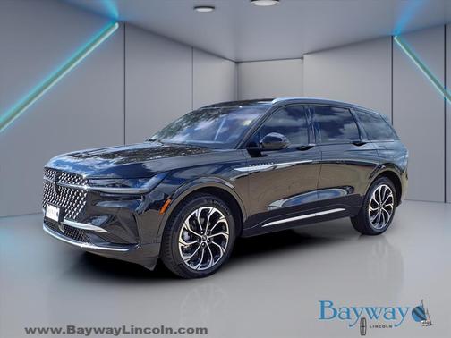 INFINITE BLACK MET CC 2024 Lincoln Nautilus RESERVE