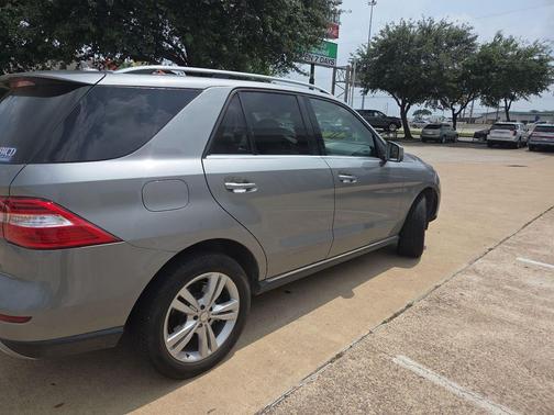 Steel Gray Metallic 2015 Mercedes-Benz M-Class ML 350