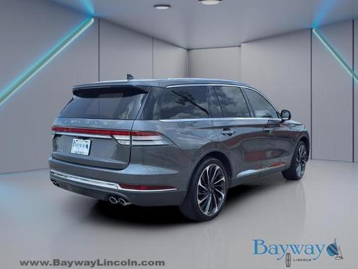 ASHER GRAY MET CC 2023 Lincoln Aviator RESERVE