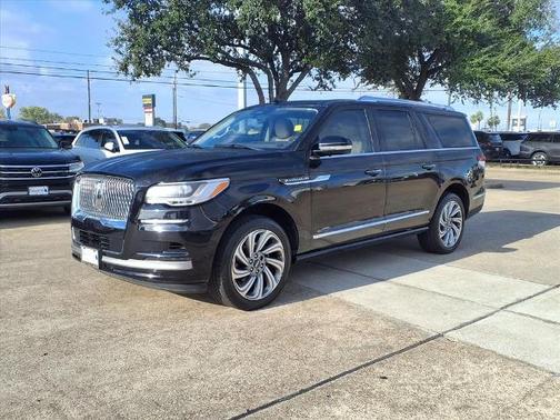 2023 Lincoln Navigator L RESERVE