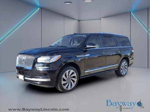 2023 Lincoln Navigator L RESERVE