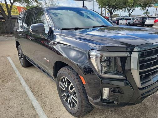 2022 GMC Yukon 4WD AT4