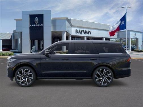 Infinite Black Metallic Clearcoat 2026 Lincoln Navigator Black Label