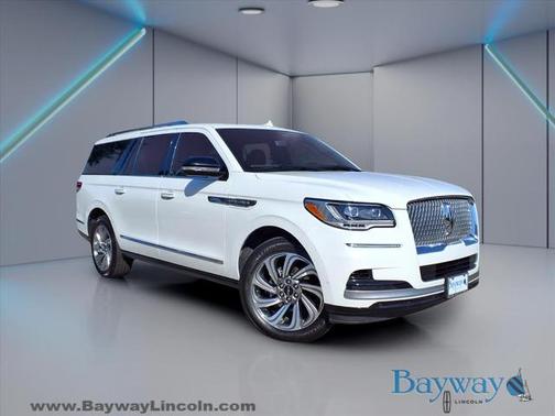 2023 Lincoln Navigator L RESERVE
