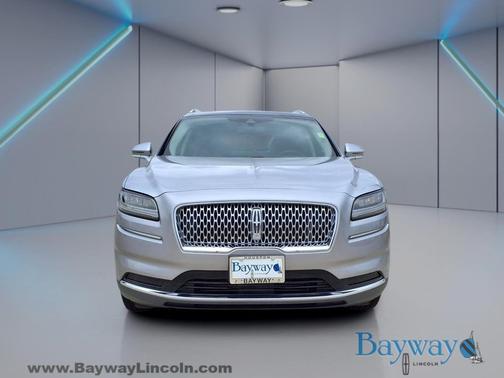 Silver Radiance Metallic Clearcoat 2022 Lincoln Nautilus Reserve