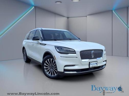 PRISTINE WHITE MET 3C 2023 Lincoln Aviator RESERVE
