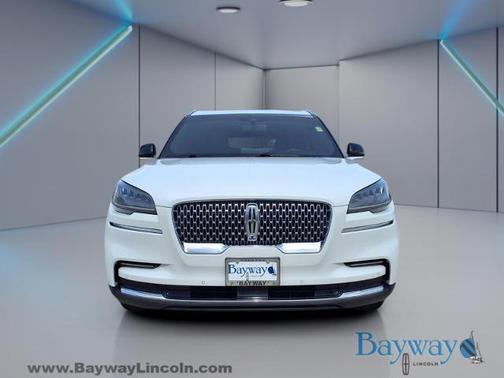 PRISTINE WHITE MET 3C 2023 Lincoln Aviator RESERVE