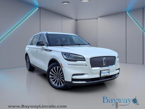 PRISTINE WHITE MET 3C 2023 Lincoln Aviator RESERVE