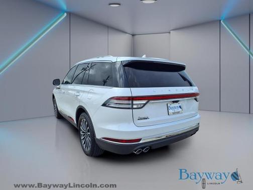 PRISTINE WHITE MET 3C 2023 Lincoln Aviator RESERVE