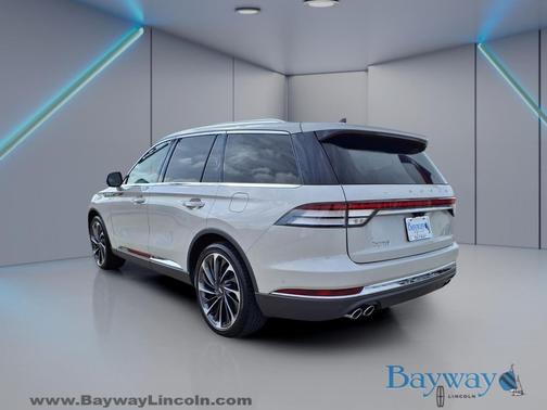 2022 Lincoln Aviator Reserve