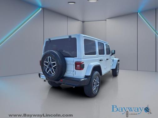 Bright White Clearcoat 2025 Jeep Wrangler 4-Door Sahara 4x4
