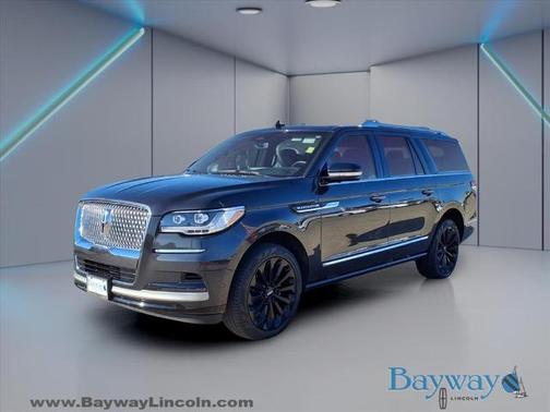2023 Lincoln Navigator L RESERVE
