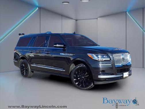 2023 Lincoln Navigator L RESERVE