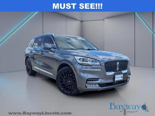 ASHER GRAY MET CC 2022 Lincoln Aviator RESERVE