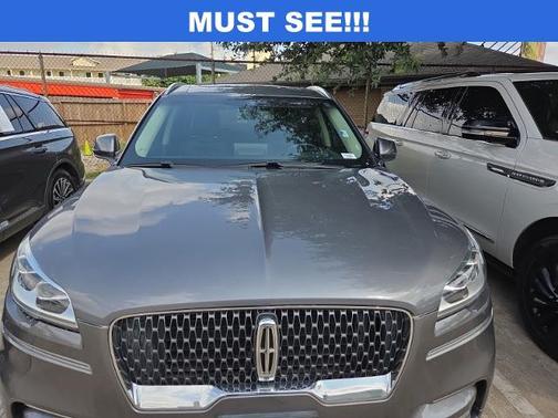 ASHER GRAY MET CC 2022 Lincoln Aviator RESERVE