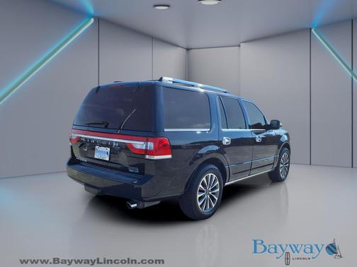 2015 Lincoln Navigator Base
