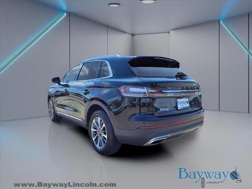 2022 Lincoln Nautilus STANDARD