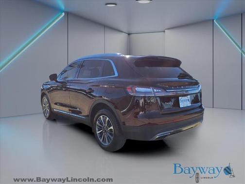 2023 Lincoln Nautilus STANDARD