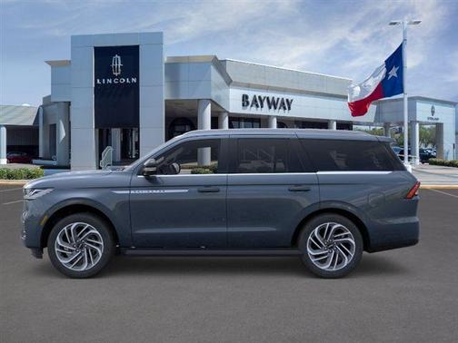 Flight Blue Metallic Clearcoat 2026 Lincoln Navigator Premiere