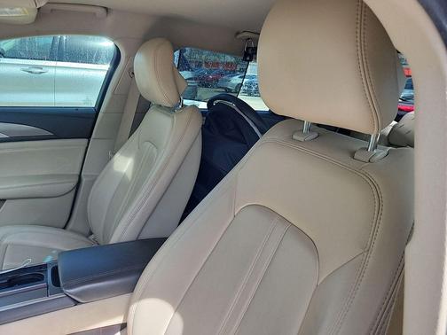 2018 Lincoln MKZ Premiere