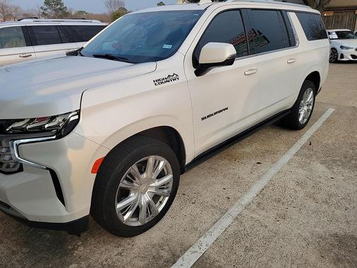 2022 Chevrolet Suburban 2WD High Country