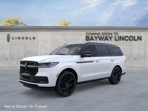 Star White Metallic Tri-Coat 2026 Lincoln Navigator Black Label