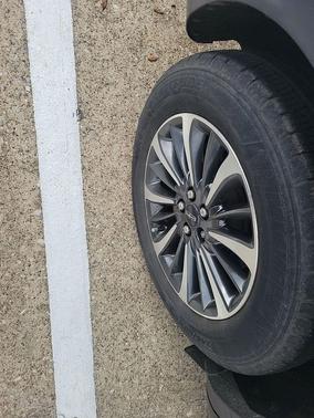 Jewel Sandstone Metallic Premium Colorant 2023 Lincoln Nautilus Standard