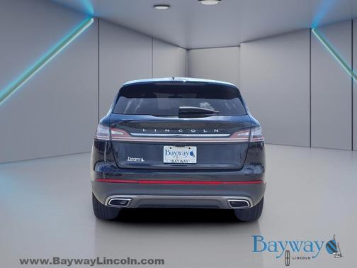 Infinite Black Metallic Clearcoat 2022 Lincoln Nautilus Reserve