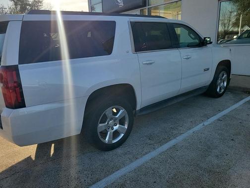 2016 Chevrolet Suburban LT