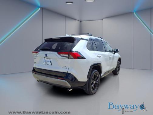 2023 Toyota RAV4 Hybrid SE