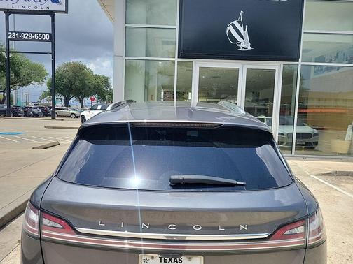 Asher Gray Metallic Clearcoat 2023 Lincoln Nautilus Standard