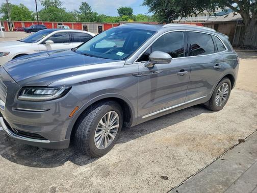 Asher Gray Metallic Clearcoat 2023 Lincoln Nautilus Standard