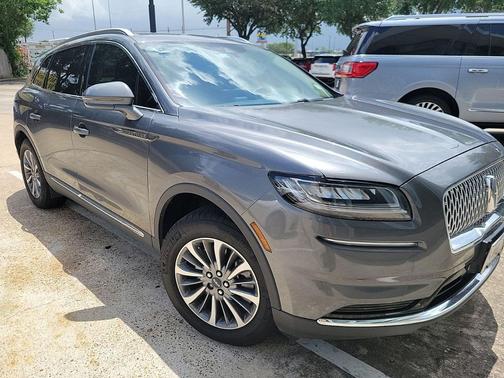 Asher Gray Metallic Clearcoat 2023 Lincoln Nautilus Standard