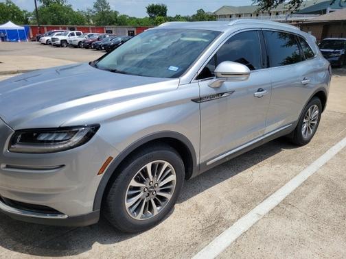 2021 Lincoln Nautilus STANDARD