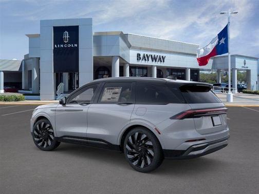 Gray Matter Metallic Clearcoat 2026 Lincoln Nautilus Reserve