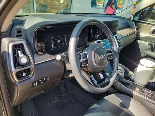 Aruba Green 2023 Kia Sorento EX
