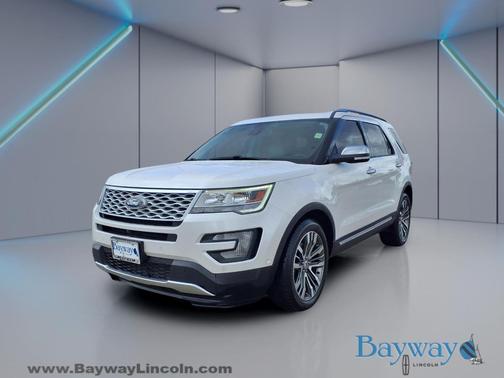 2017 Ford Explorer Platinum