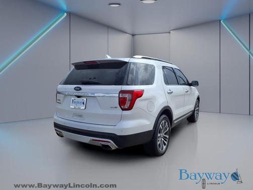 2017 Ford Explorer Platinum