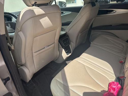 2020 Lincoln Nautilus Standard