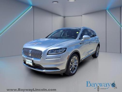SILVER RADIANCE MET CC 2022 Lincoln Nautilus RESERVE